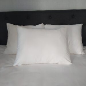 SATIINIST PADJAPÜÜR (VALGE)